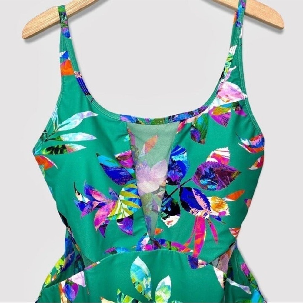 La Blanca Havana Tropics Mesh Plunge One Piece Swimsuit 12 Large Green - Picture 3 of 12